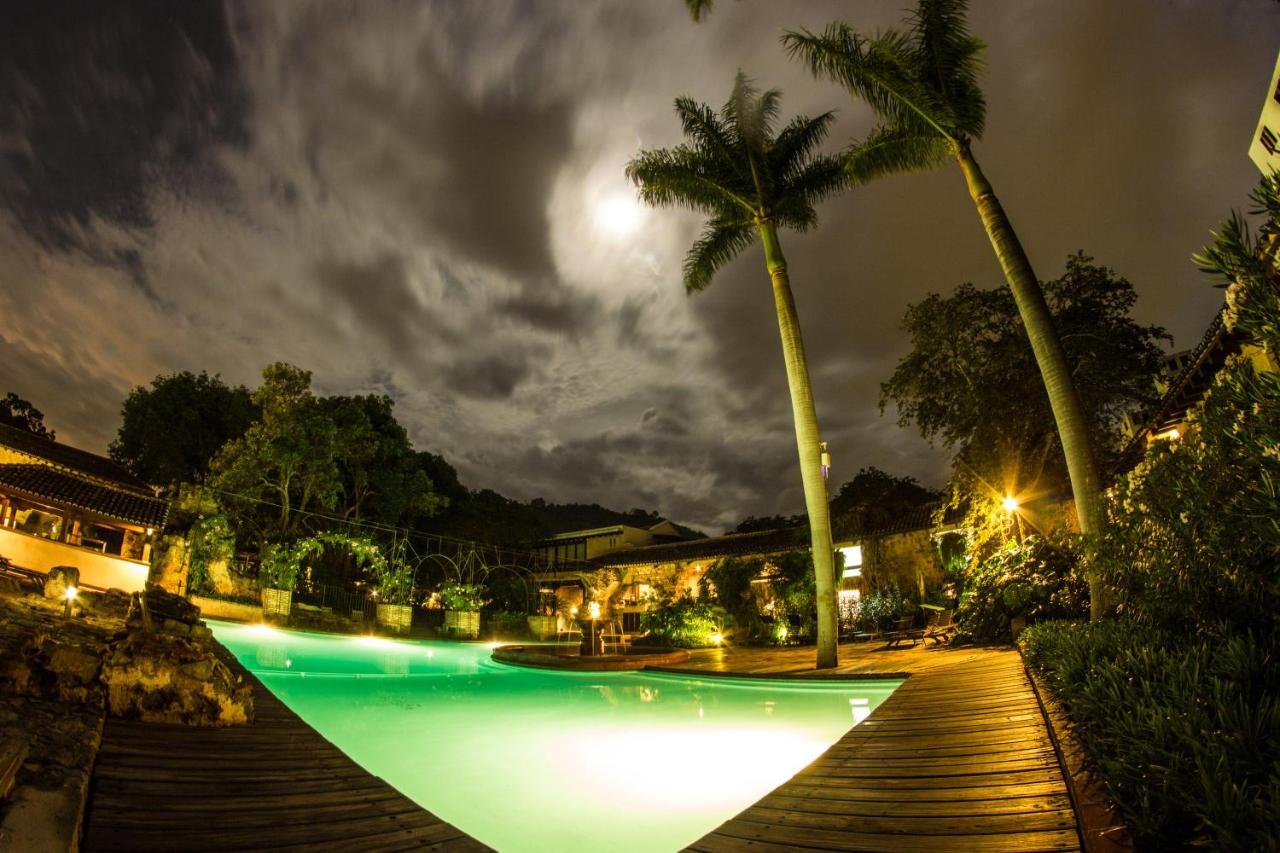 Hotel Museo Spa Casa Santo Domingo Antigua Eksteriør billede The resort at night